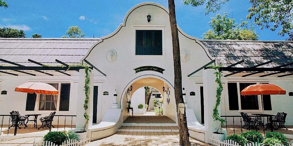 Milky Bay Resort