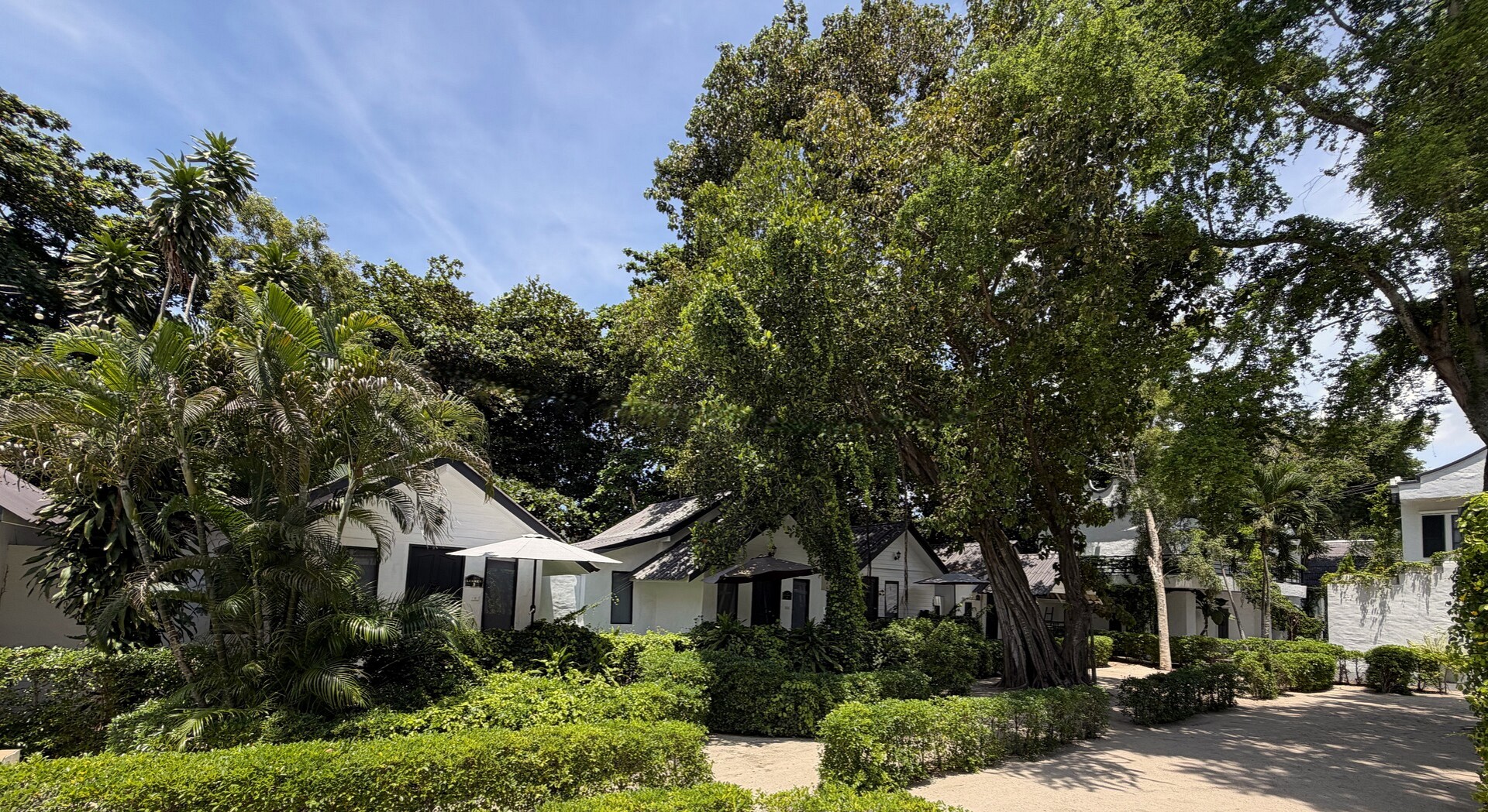 Milky Bay Resort