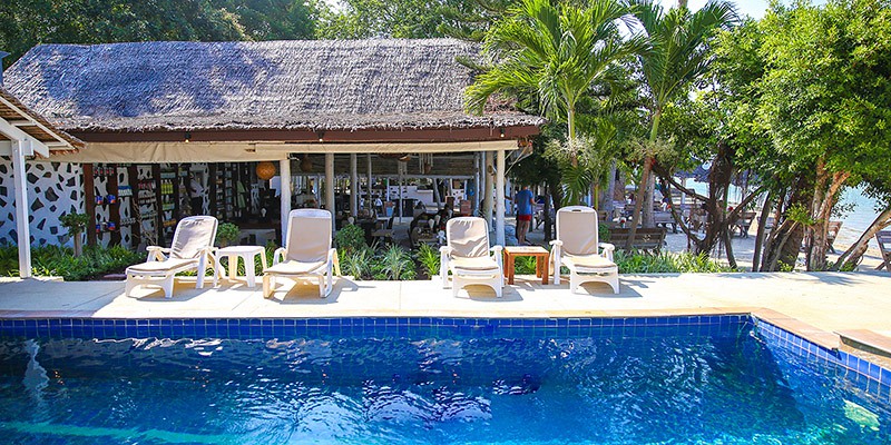 Beachfront Swimming Pool